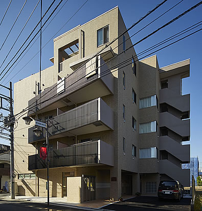 登戸の共同住宅 写真